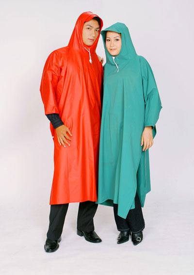 2 t1 Cách lựa chọn áo mưa theo từng nhóm tuổi